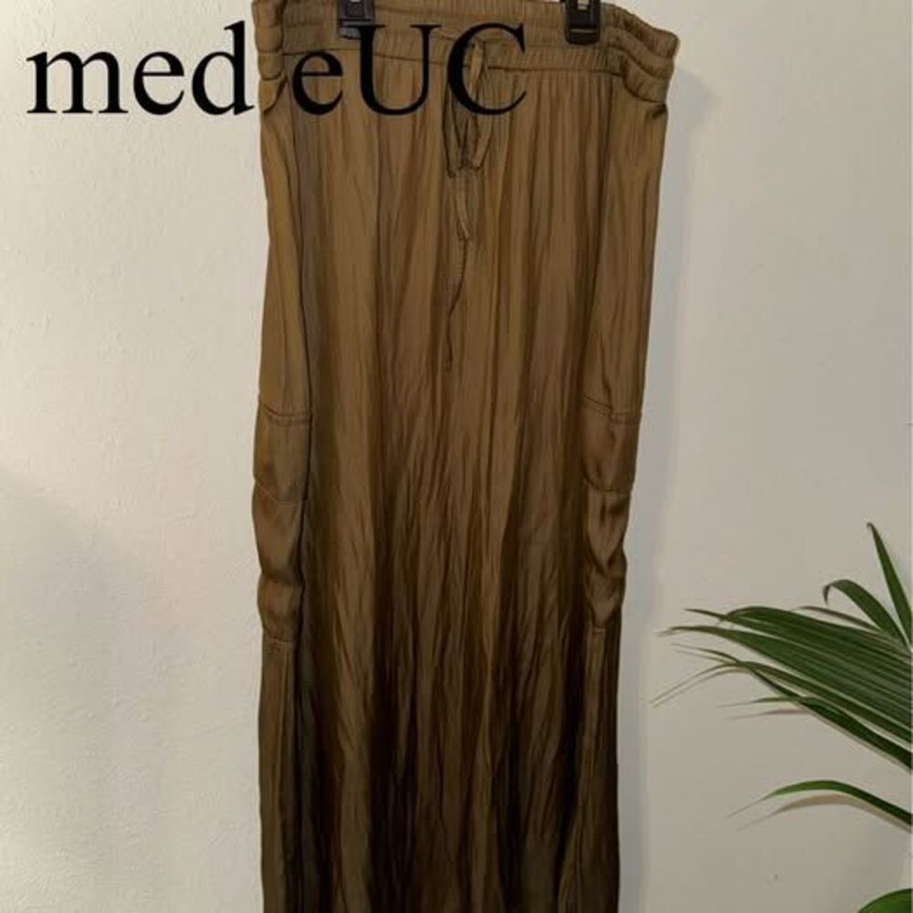 Annie Wear Olive Green Maxi Skirt Size Medium